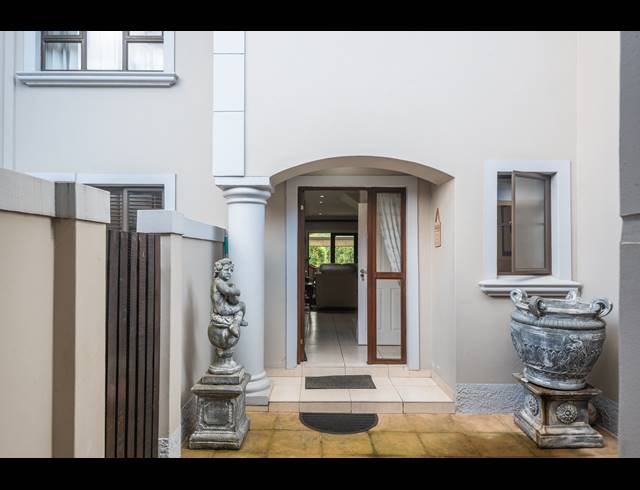 3 BEDROOM HOUSE FOR SALE IN UMHLALI GOLF ESTATE